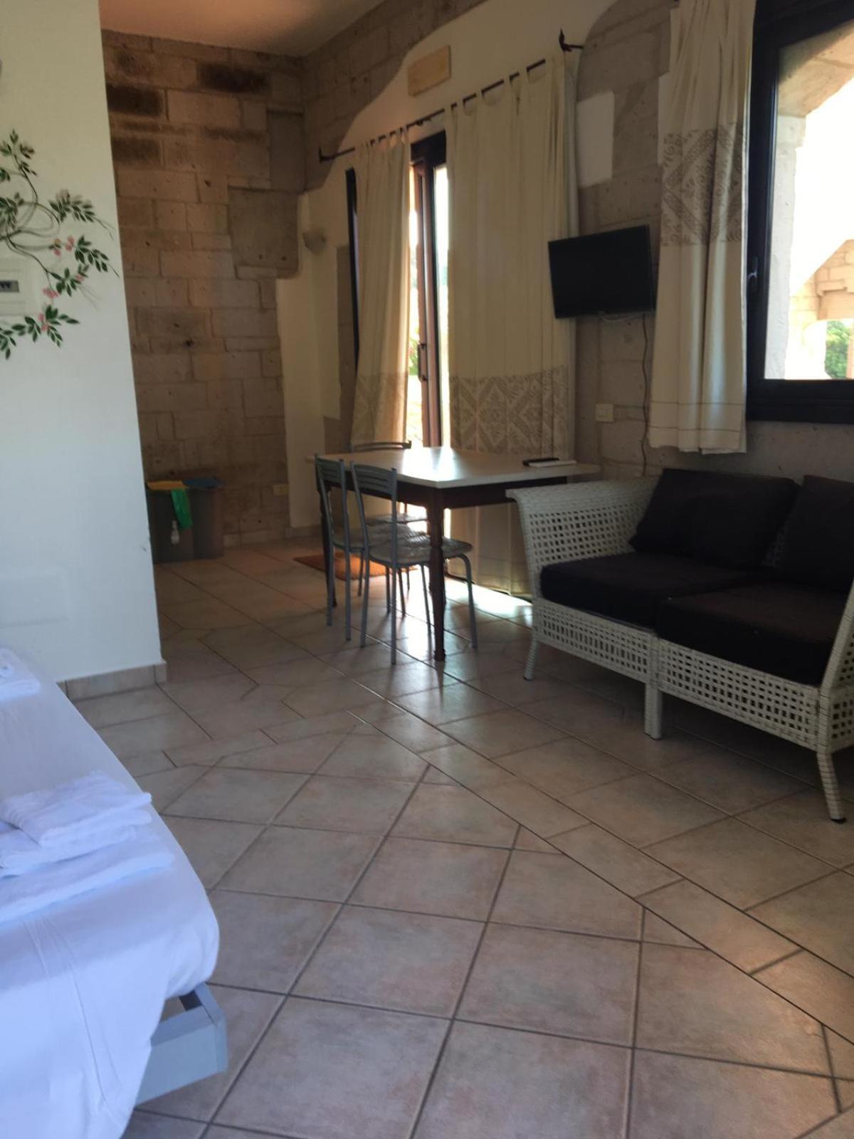 Vallemare Residence e Studios Baja Sardinia Esterno foto